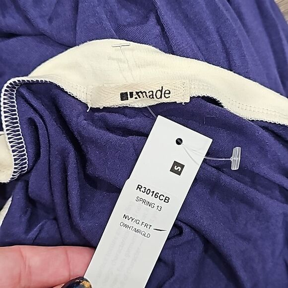 La Made V Neck Midi Summer Dress - Picture 4 of 7